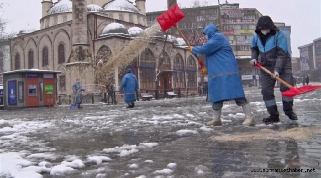 Karla Mücadele Çalışmaları Aralıksız Sürüyor