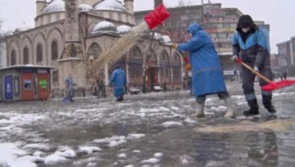 Karla Mücadele Çalışmaları Aralıksız Sürüyor