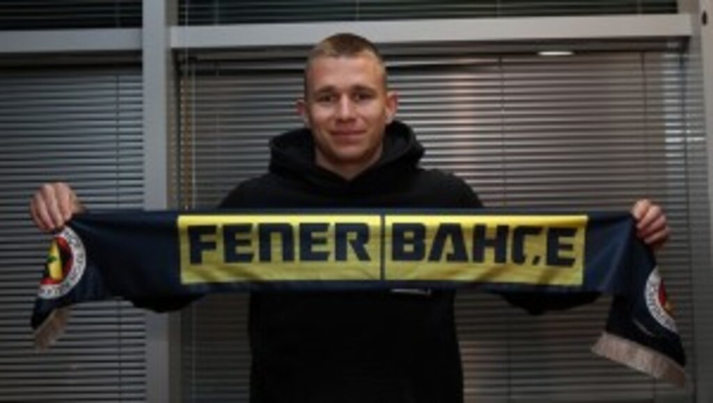 Son Dakika ! Attila Szalai Fenerbahçe'de