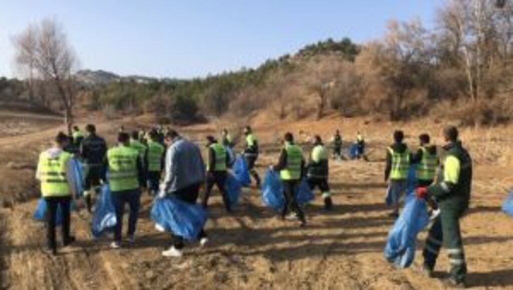 TÜGVA KEÇİÖREN HIZIR İLE DOĞA TEMİZLİĞİNE KOŞTU