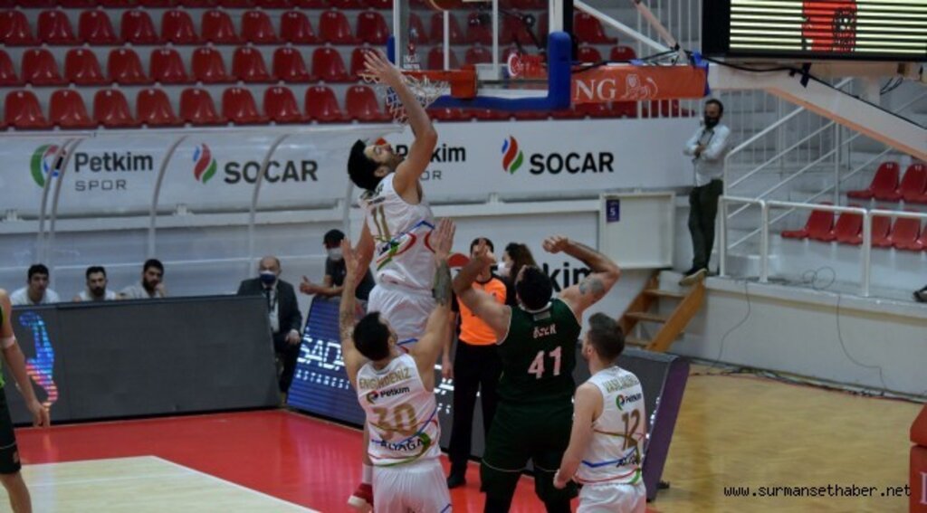 Aliağa Petkimspor Evinde Kazandı