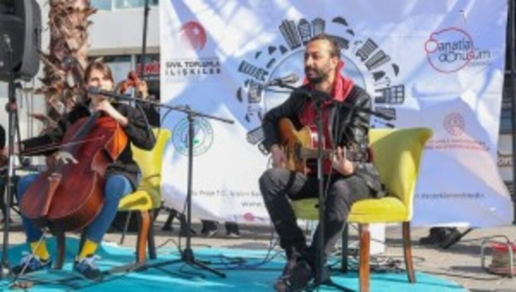 Gaziosmanpaşa'da Sanat Sokağa Taşındı