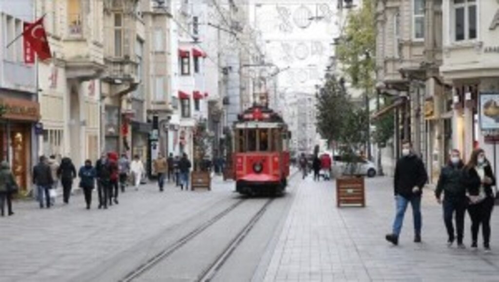 İstanbul’un Nüfusu Geçen Yıla Göre 56 Bin 815 Kişi Azaldı