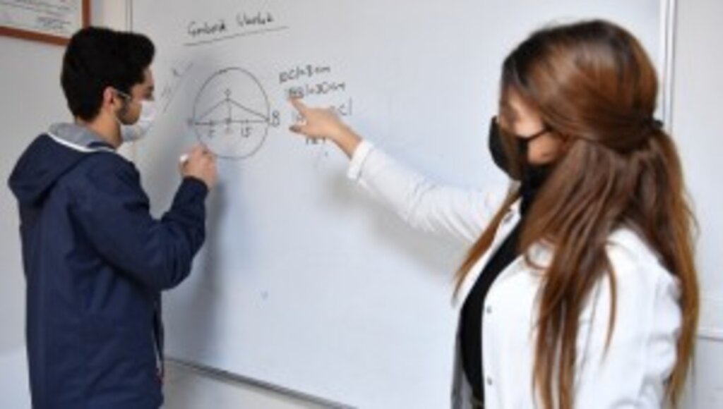 Konyaaltı Etüt Merkezi’nde eğitim başladı