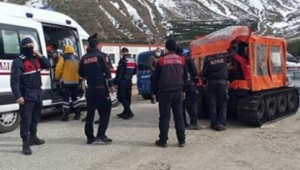 Yaralı Dağcıları AFAD Kurtardı