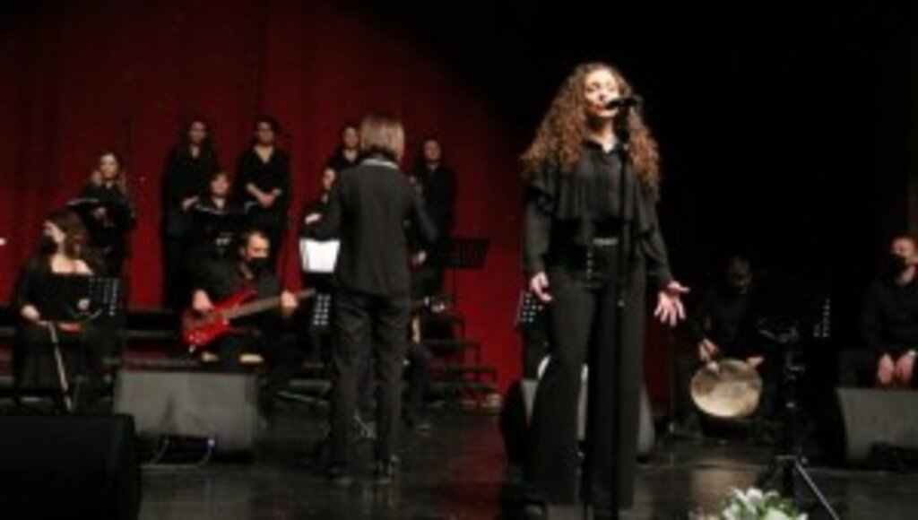 8 Mart Dünya Kadınlar Günü: Sanatın Işığında Kadın