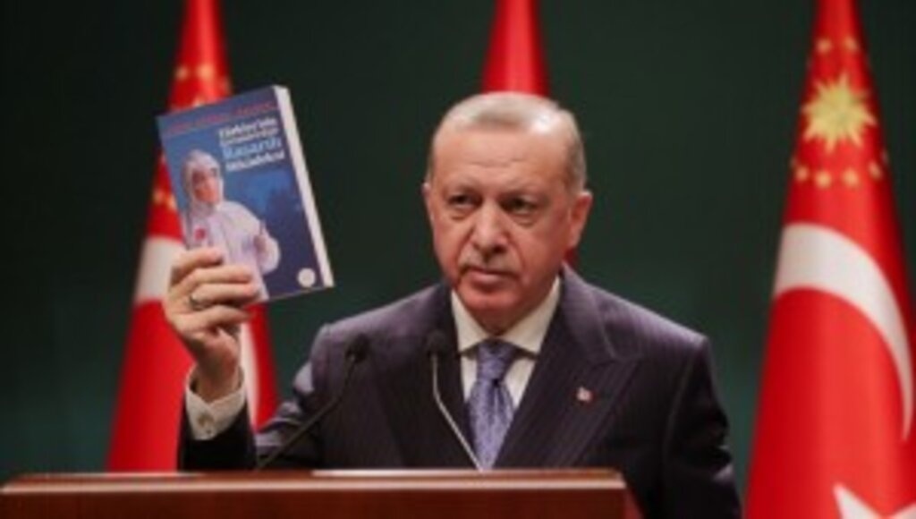 “AŞILAMA SIRALAMASINDA DÜNYADA BEŞİNCİ DURUMDAYIZ”