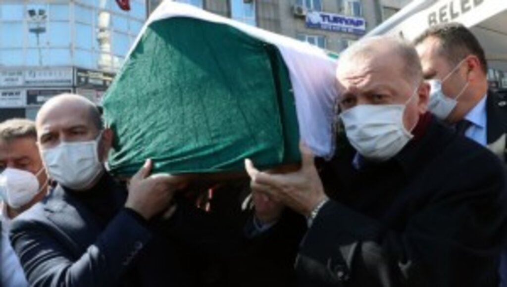 Cumhurbaşkanı Erdoğan, İçişleri Bakanı Soylu’nun annesi Servet Soylu’nun cenaze törenine katıldı