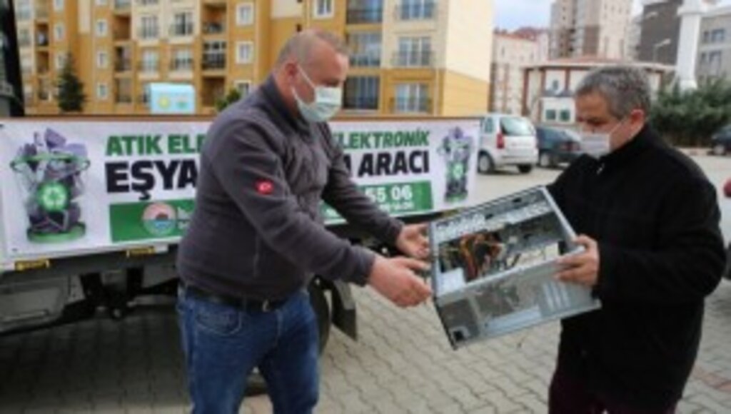 İLKADIM’DAN ELEKTRONİK ATIKLARI GERİ DÖNÜŞÜME KAZANDIRACAK PROJE
