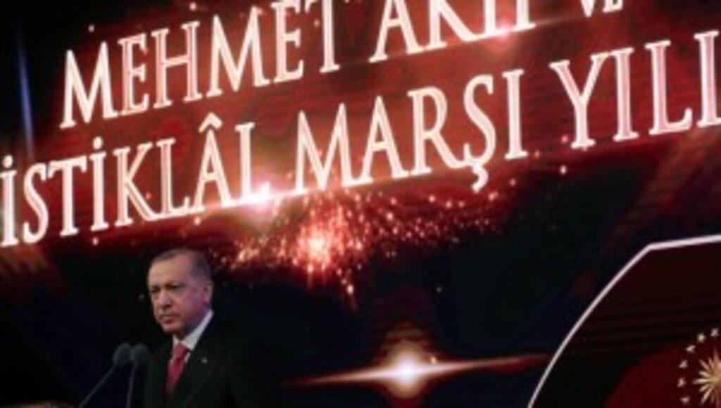 “Millet olarak Mehmet Akif gibi bir şaire, ne kadar şükretsek azdır”