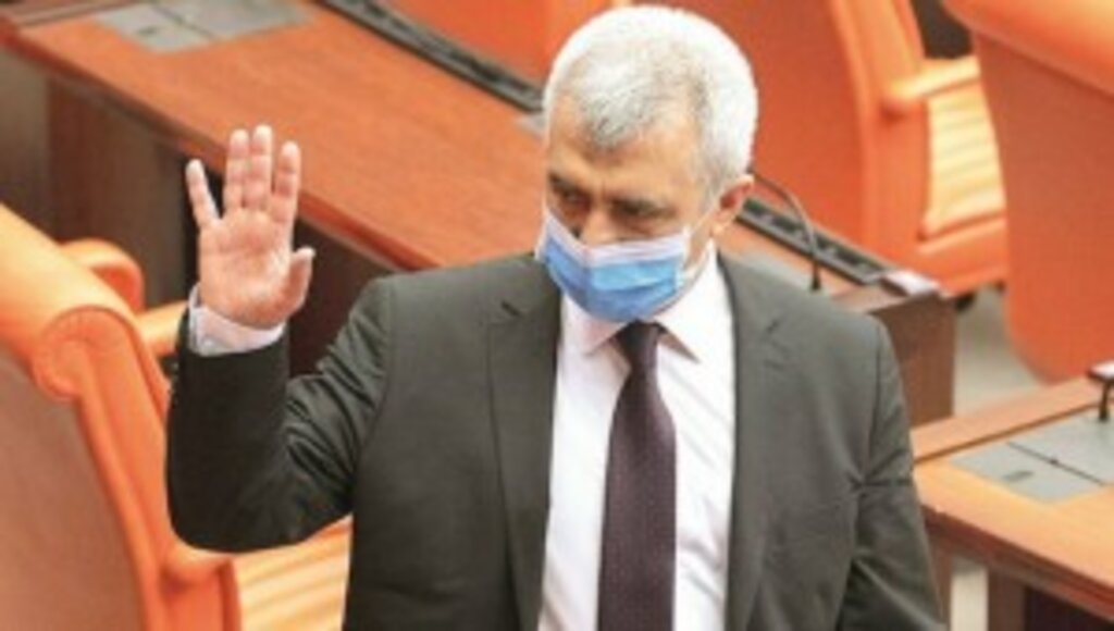 Vekilliği düştü