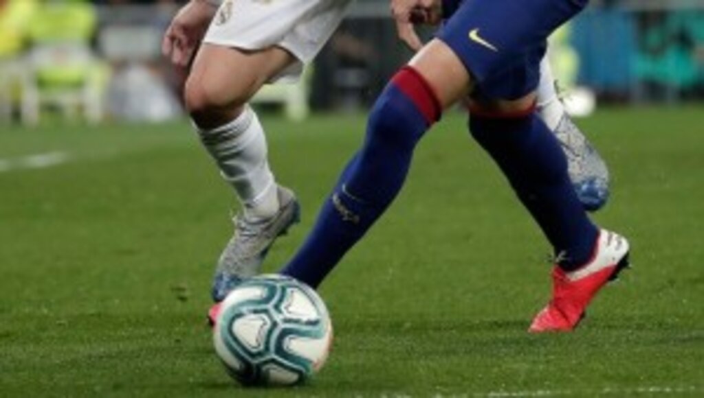 Avrupa'nın önemli kulüpleri UEFA'ya resti çekti