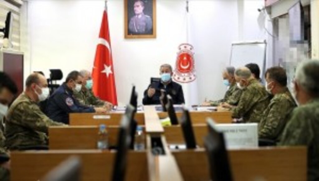 Bakan Akar: Operasyonlarda 31 terörist etkisiz hale getirildi
