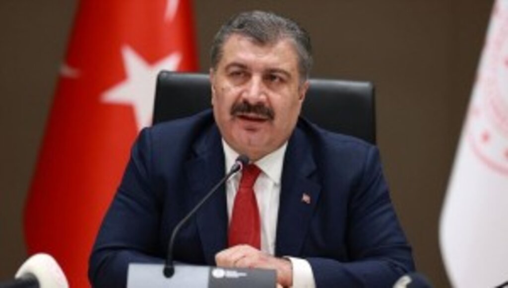 Bakan Koca: Hastanelerde gece yarısına kadar Kovid-19 aşı randevusu veriliyor