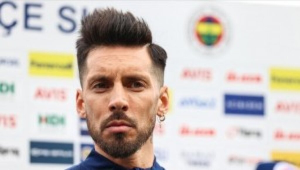 Fenerbahçeli futbolcu Sosa, şampiyonluğa inanıyor
