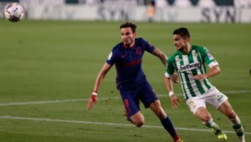 Real Betis deplasmanından beraberlikle dönen Atletico Madrid, liderliği geri aldı