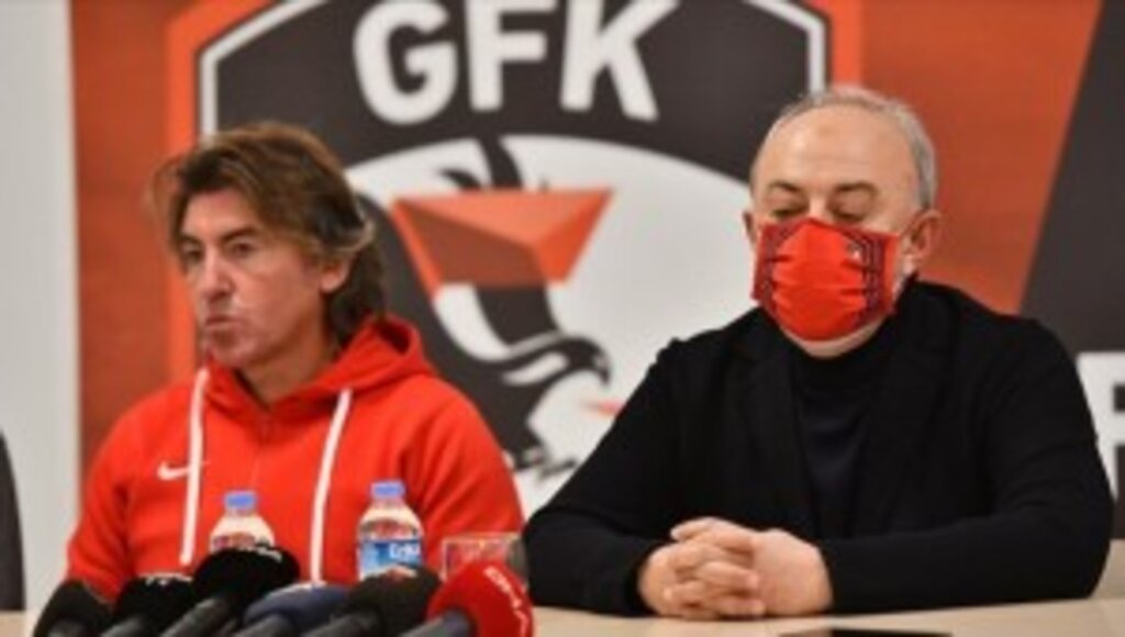 Süper Lig ekibi Gaziantep'in asbaşkanı Özmen: Ne bizim ne Fenerbahçe'nin hakemlere ihtiyacı var