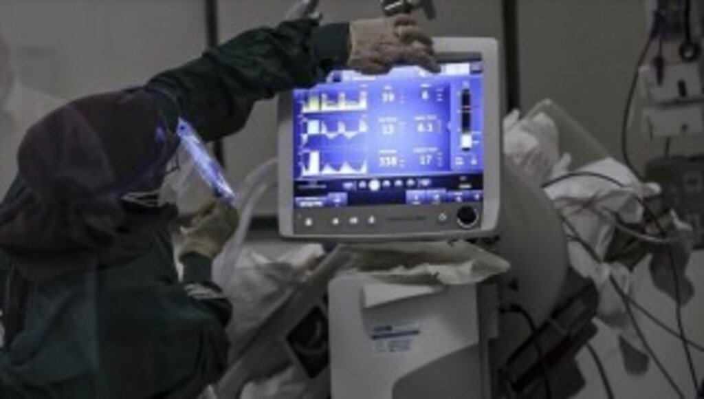 Türkiye'de son 24 saatte 40 bin 444 kişinin testi pozitif çıktı, 341 kişi hayatını kaybetti