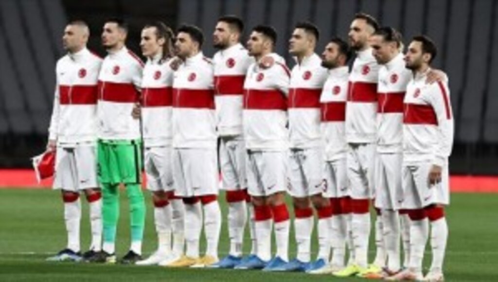 A Milli Futbol Takımı'nda mesaisi başlıyor