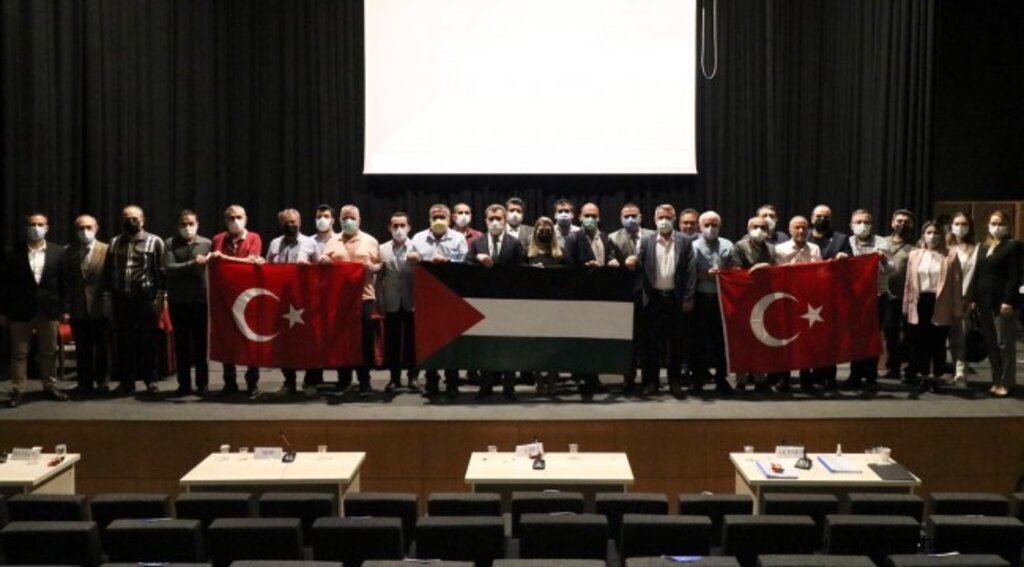Bergama Belediye Meclisi Toplantısı’ndan İsrail’e kınama