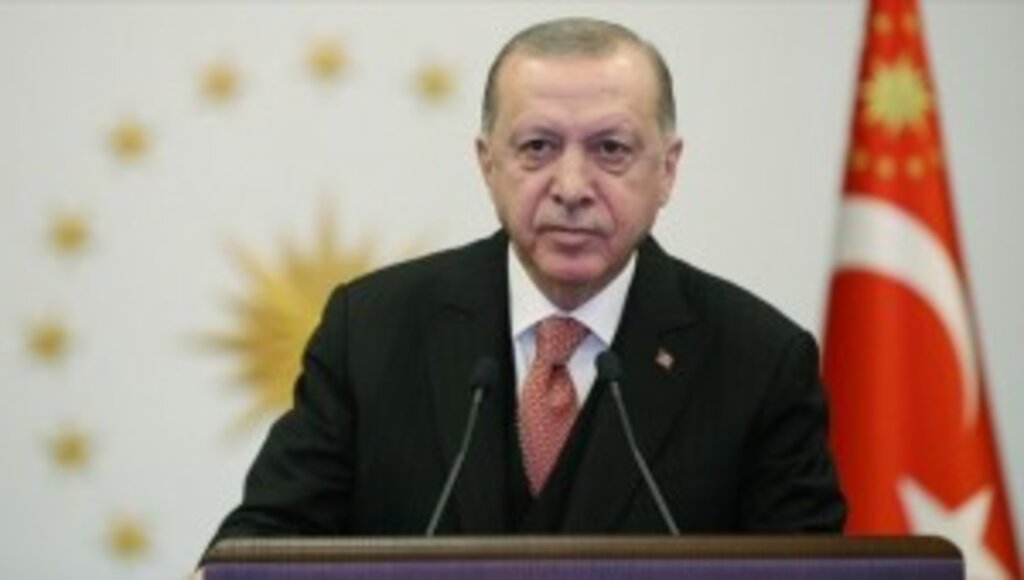 Cumhurbaşkanı Erdoğan: İşçi kardeşlerimin 1 Mayıs Emek ve Dayanışma Günü'nü tebrik ediyorum