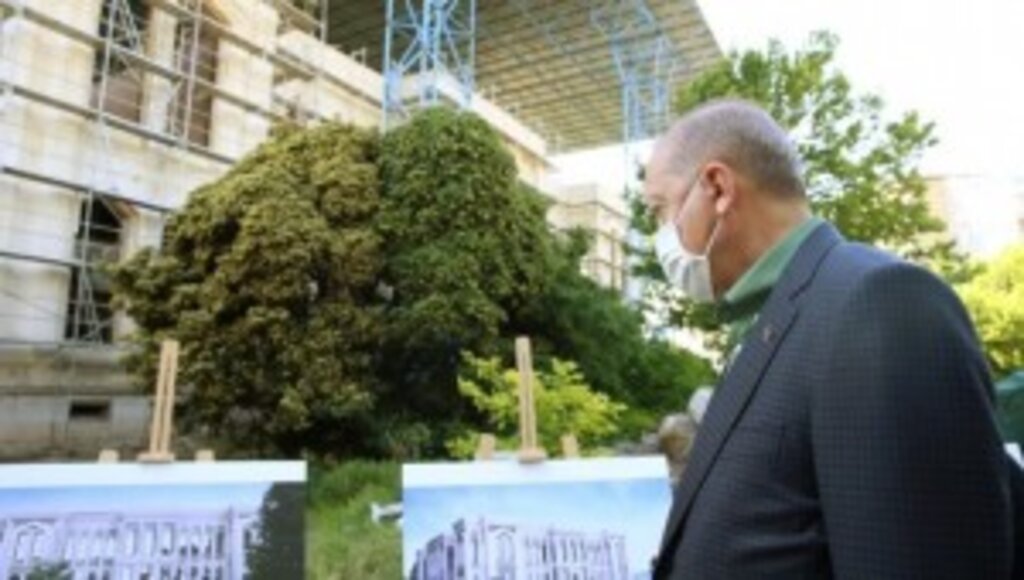 Cumhurbaşkanı Erdoğan İstanbul'da çeşitli incelemelerde bulundu