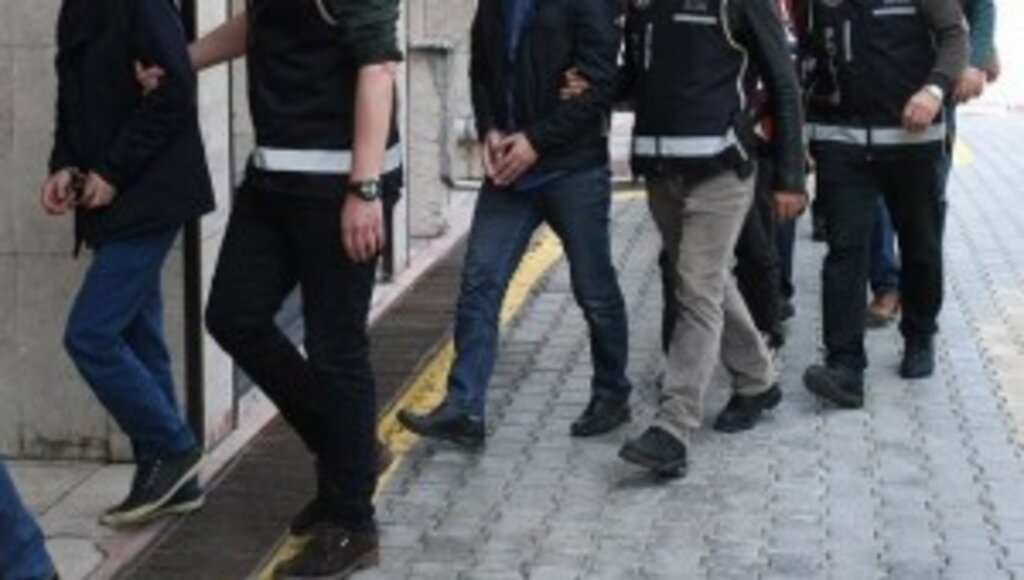 FETÖ'nün Jandarma Genel Komutanlığındaki 'mahrem hizmetler' yapılanması soruşturmasında 42 gözaltı kararı