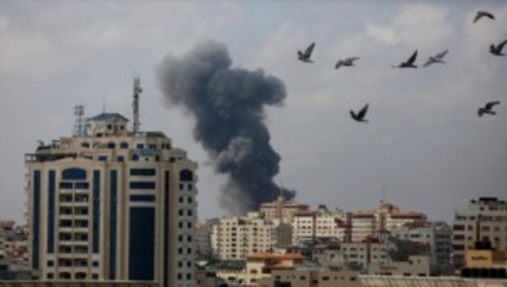 İsrail ile Hamas arasında varılan ateşkes anlaşması yürürlüğe girdi
