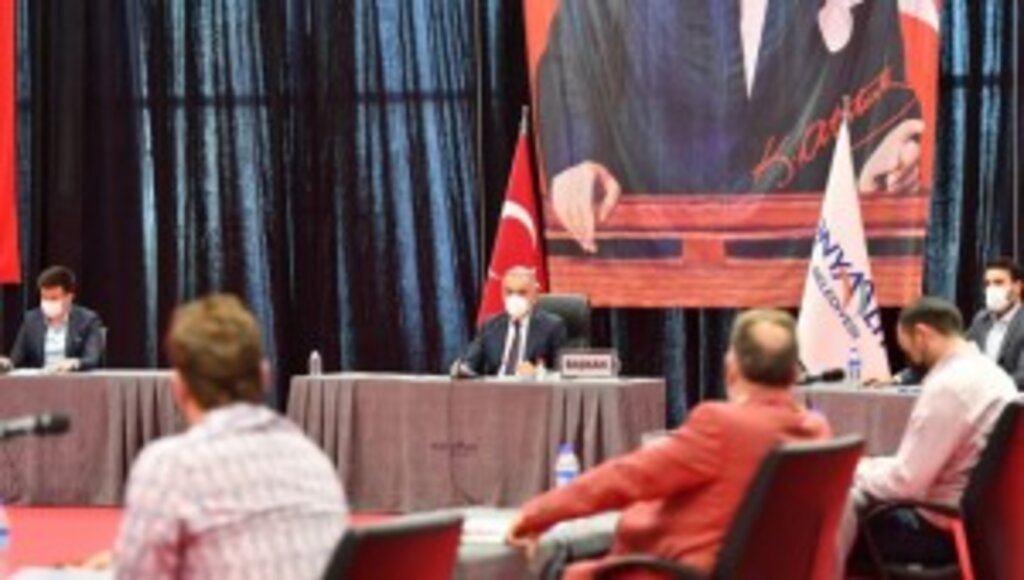 Konyaaltı esnafını sevindiren karar