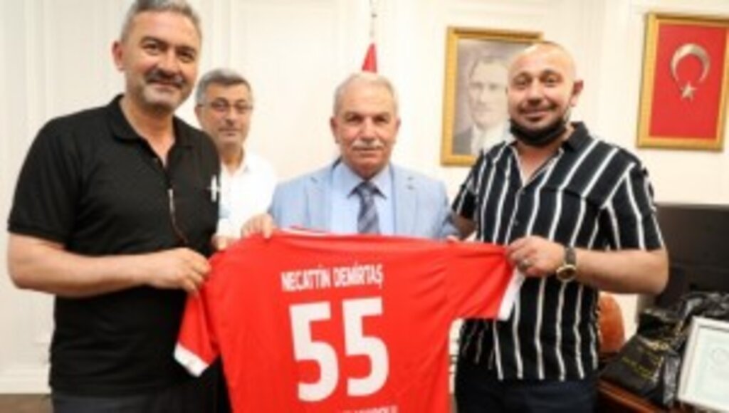 BAŞKAN DEMİRTAŞ’DAN, AMATÖRSPOR KULÜPLERİNE NAKDİ DESTEK YARDIMI
