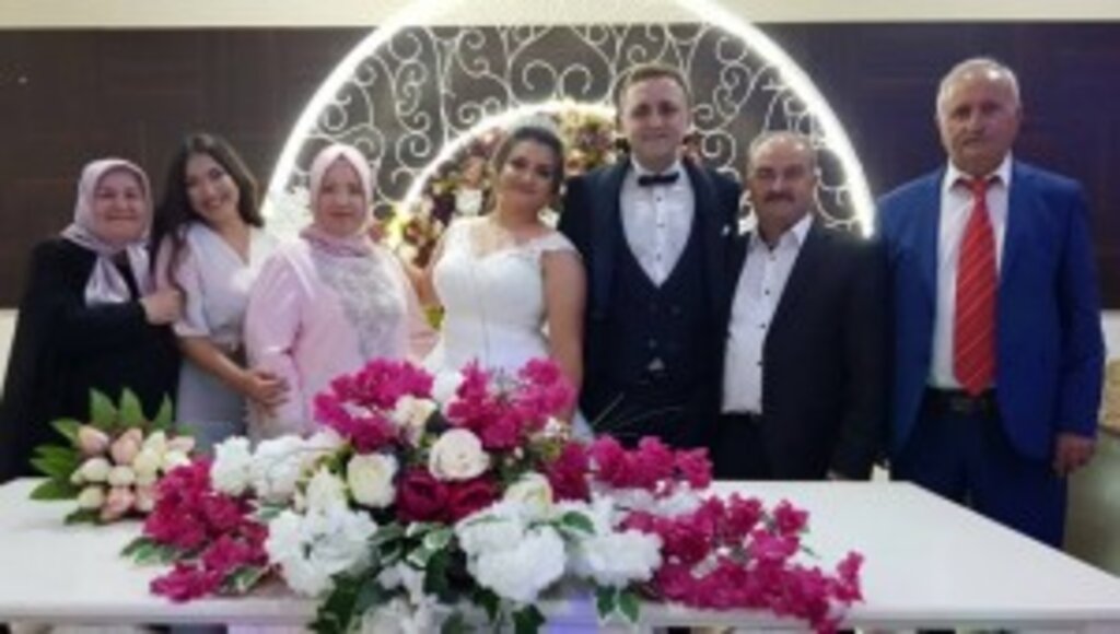 Burak Şahin ile Selen Çelik Dünya Evine Girdi