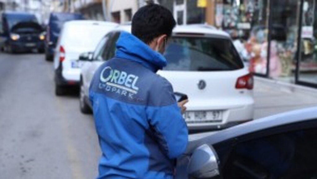 CADDE OTOPARKLARI ÜCRETSİZ OLUYOR