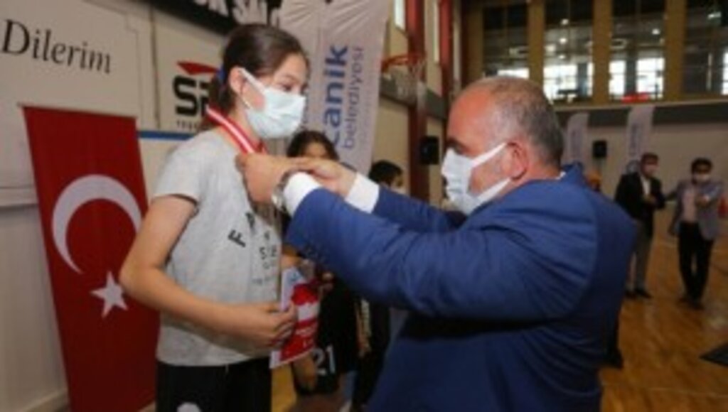CANİK’TE SPOR HAYAT BOYU DEVAM EDİYOR