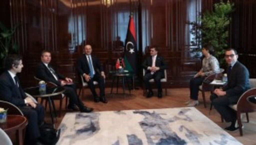 Çavuşoğlu, İkinci Berlin Konferansı öncesi Libya Başbakanı ile bir araya geldi
