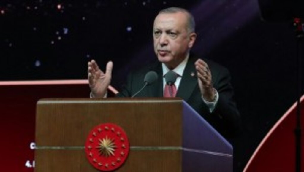 Cumhurbaşkanı Erdoğan: Fikir adamlarımız yeniden diriliş ve yükseliş için bize yol gösteriyor