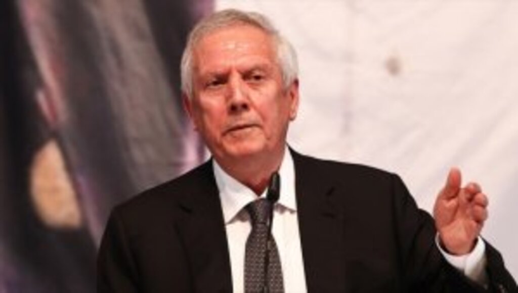 Eski Fenerbahçe Kulübü Başkanı Aziz Yıldırım kongrede aday olmayacak