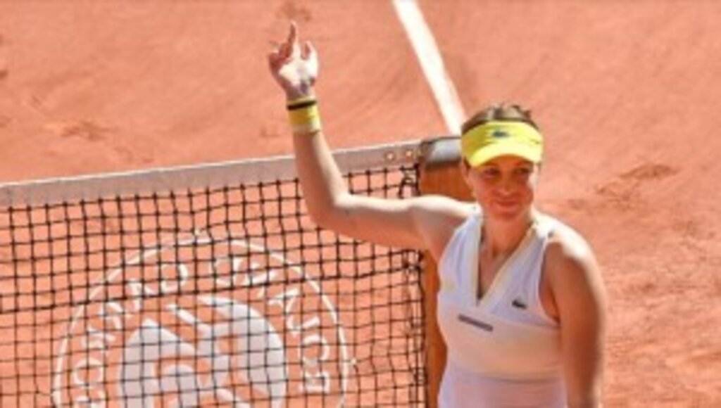 Fransa Açık tek kadınlarda ilk finalist Pavlyuchenkova oldu