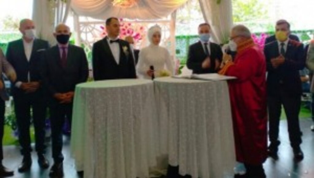 MHP Samsun İl Başkanı Abdullah Karabıçak’ın Kızı Dünya Evine Girdi.