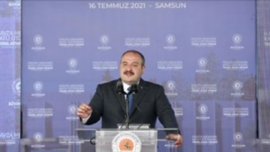 Bakan Varank;