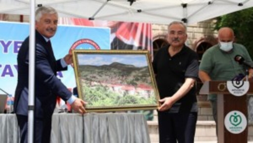 BAŞKAN GÜLER MESUDİYE KURULTAYINDA KONUŞTU