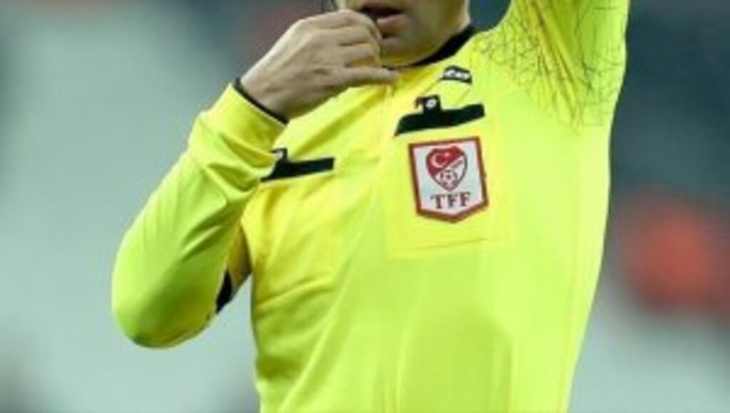 Futbolda 2021-2022 sezonunda görev yapacak hakemler açıklandı