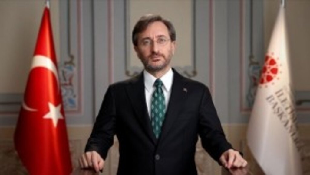 İletişim Başkanı Altun: Marmara Denizi'ndeki sahillerimiz hızla temizleniyor