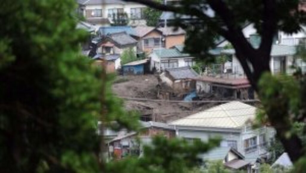 Japonya'daki heyelan ve taşkında 2 kişi öldü, 20 kişi kayboldu