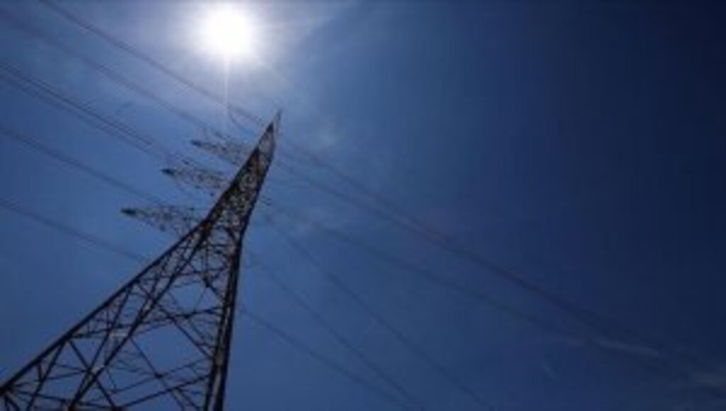 ÖİB: TEİAŞ halka arz yöntemiyle özelleştirilecek, çoğunluk hissesi kamuda kalacak