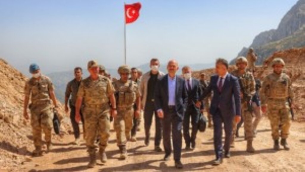 Süleyman Soylu Bitlis'de Kahraman Mehmetçikle Bir Araya Geldi
