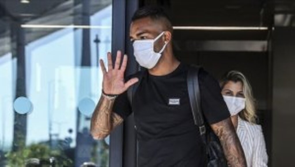 Brezilyalı futbolcu Alex Teixeira Beşiktaş'ta
