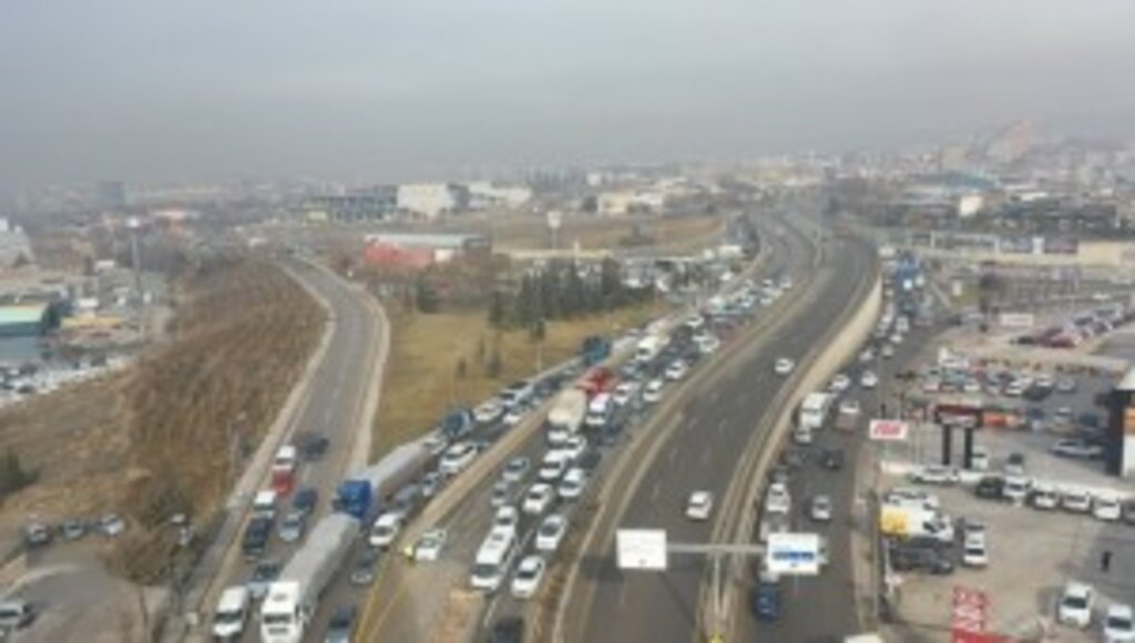 BÜYÜKŞEHİR’DE ÖNCELİK CAN GÜVENLİĞİ: ŞAŞMAZ SANAYİ BULVARI KÖPRÜSÜ’NDE DERZ YENİLEME ÇALIŞMASI