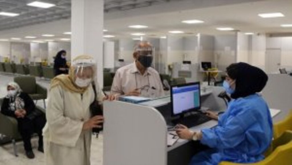 İran'da Kovid-19 kaynaklı günlük can kaybında yeni rekor