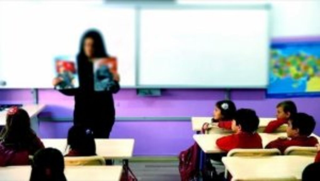 MEB'den öğretmen adaylarına pedagojik formasyon hakkı