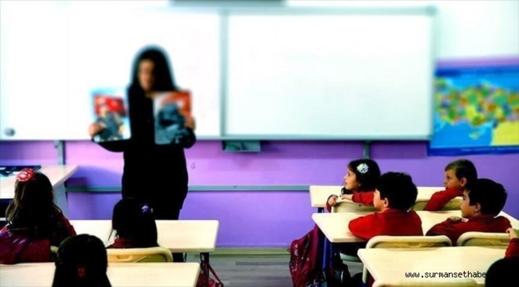 MEB'den öğretmen adaylarına pedagojik formasyon hakkı